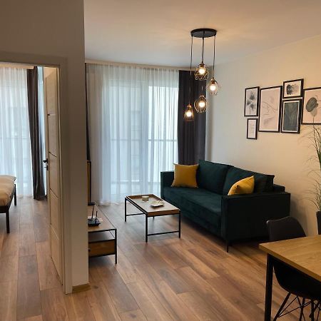 Newport Industrial Apartment Βαρσοβία Εξωτερικό φωτογραφία