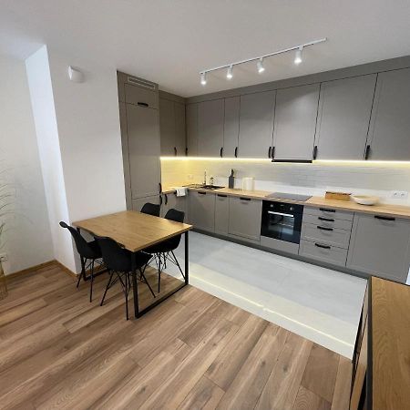 Newport Industrial Apartment Βαρσοβία Εξωτερικό φωτογραφία